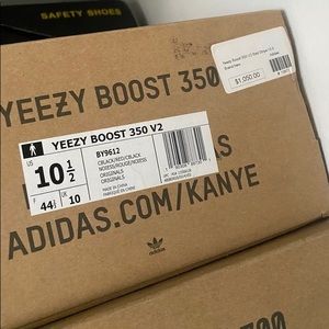 Yeezy boost core red going for like 850 on StockX no lowballs firm on price.